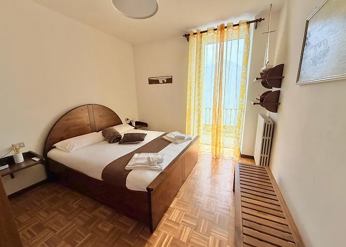 Vibes - Lovers Walk And Lakefront Apartment *